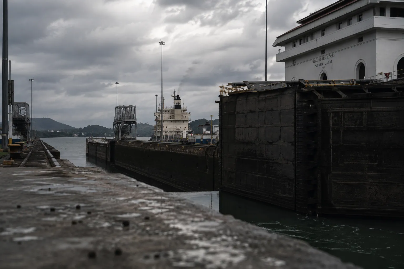 China reafirma apoio à soberania do Panamá sobre o canal em meio a tensão com os EUA