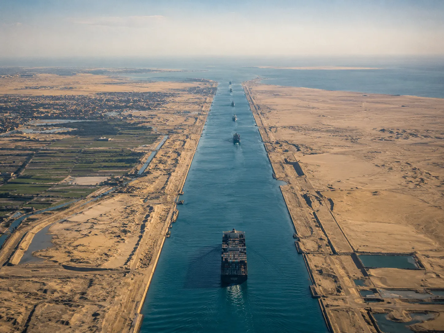 Crise no Mar Vermelho ressuscita rota longa pelo Canal de Suez