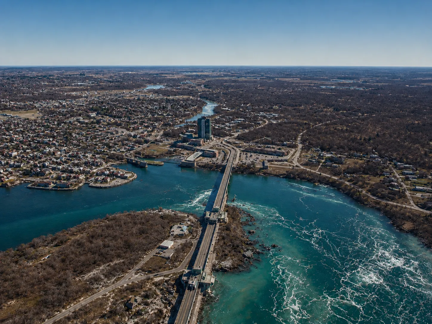 Canadá inaugura Ponte Gordie Howe sob tensão diplomática com os EUA